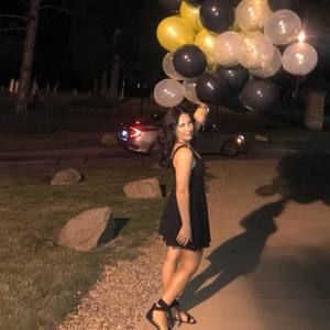 Meet your Posher, Nicole